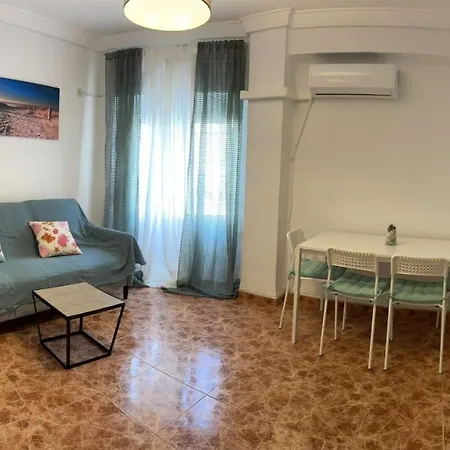 Pensión Centro Andando Y Playa Malvarrosa Tranvía