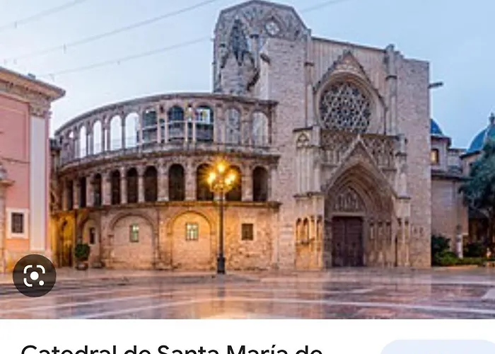 Centro Andando Y Playa Malvarrosa Tranvia Πανσιόν Βαλένθια